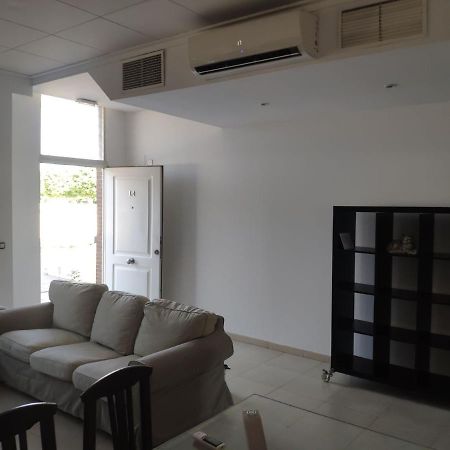 L4 Appartement Santiponce Buitenkant foto