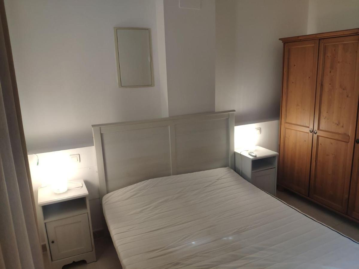L4 Appartement Santiponce Buitenkant foto